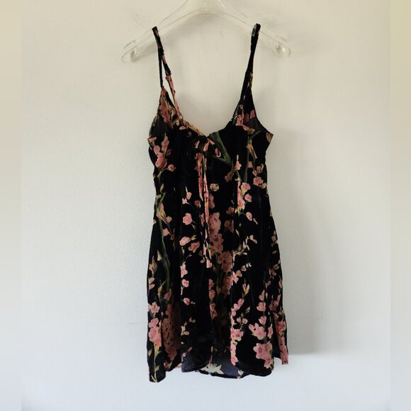 superdown Black Floral Mini Dress - Picture 5 of 6